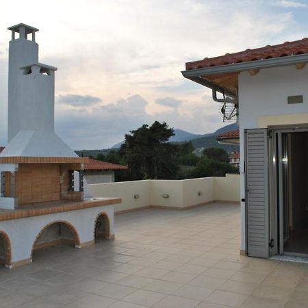 Artemis - Marina Apartments Evia Esterno foto