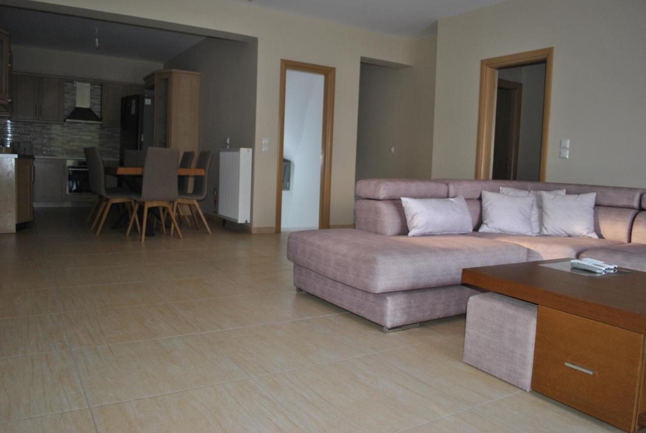 Artemis - Marina Apartments Evia Esterno foto